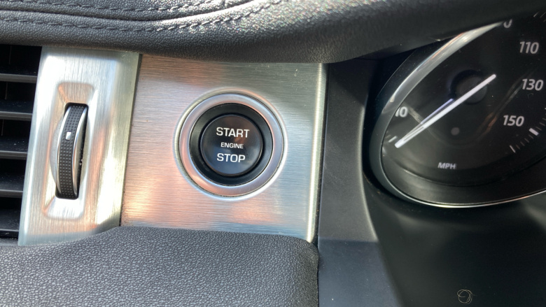 Land Rover Range Rover Evoque 2.0 eD4 SE Tech 5dr 2WD Diesel Hatchback